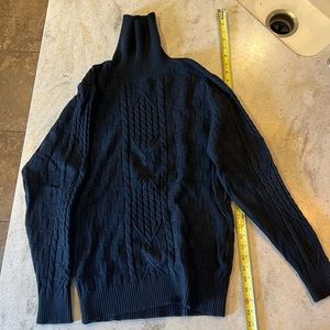 Men’s Black Turtleneck Sweater size XL